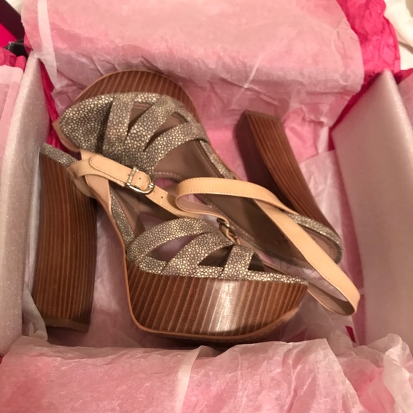 Vince Camuto VC-Miner Stacked Heel S8 - Picture 4 of 8